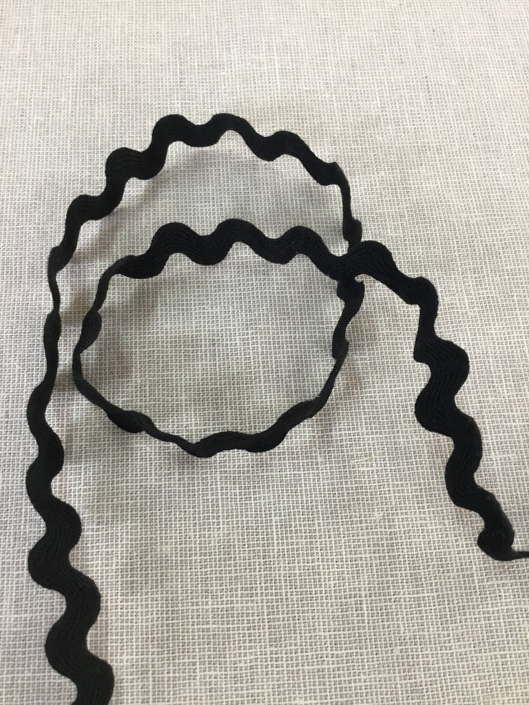 Ric Rac - 10mm - Black - The Eternal Maker - UK Fabric Shop