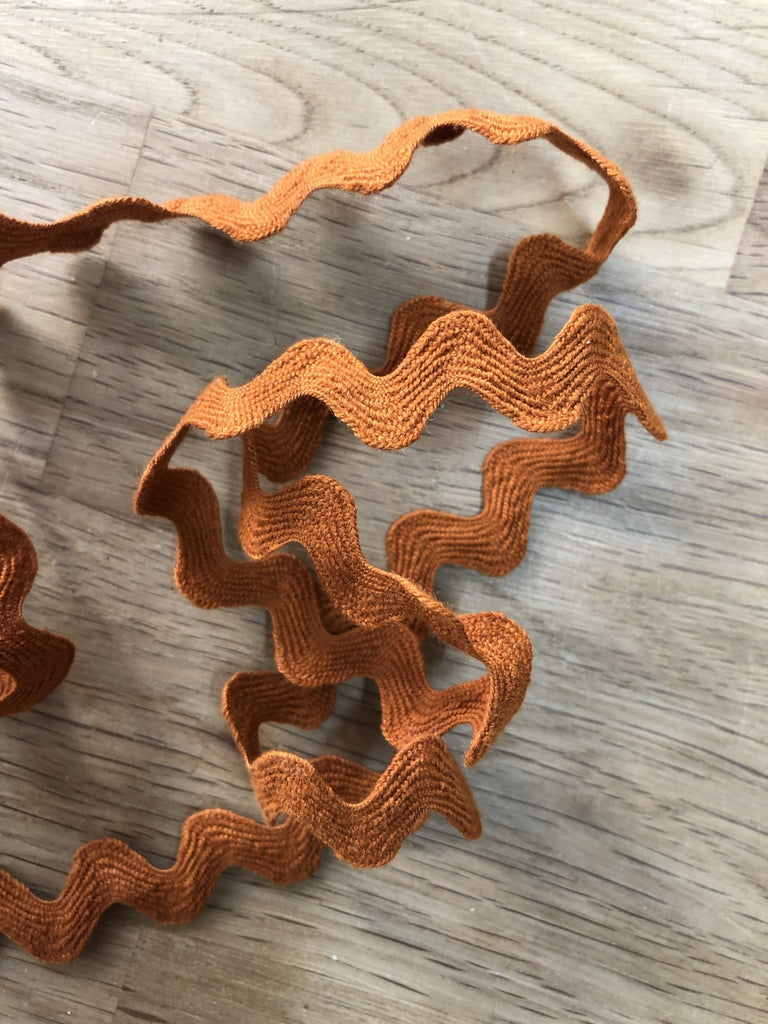 Ric Rac - 10mm - Rust - The Eternal Maker - UK Fabric Shop