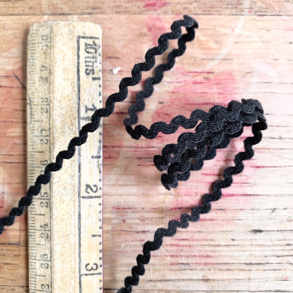 Ric Rac - 3mm - Black - The Eternal Maker - UK Fabric Shop