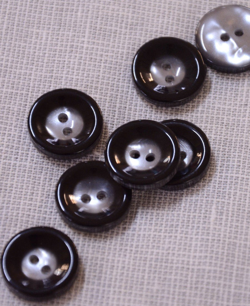 Shell Centre Button - The Eternal Maker - UK Fabric Shop