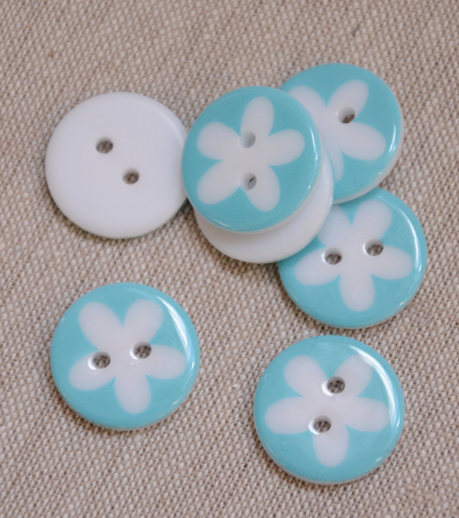 Stephanoise Buttons Flower Outline Button - Turquoise - 16mm