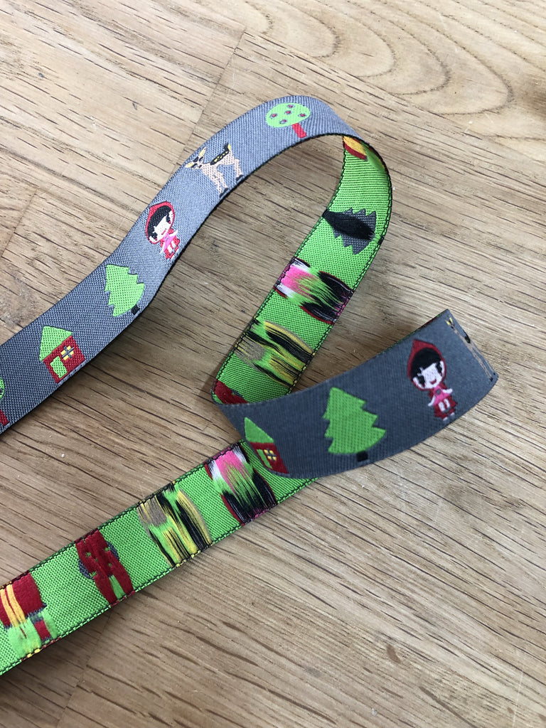 Stephanoise Ribbon and Trims Little Red and the Deer - 15mm - Grey - Woven Ribbon