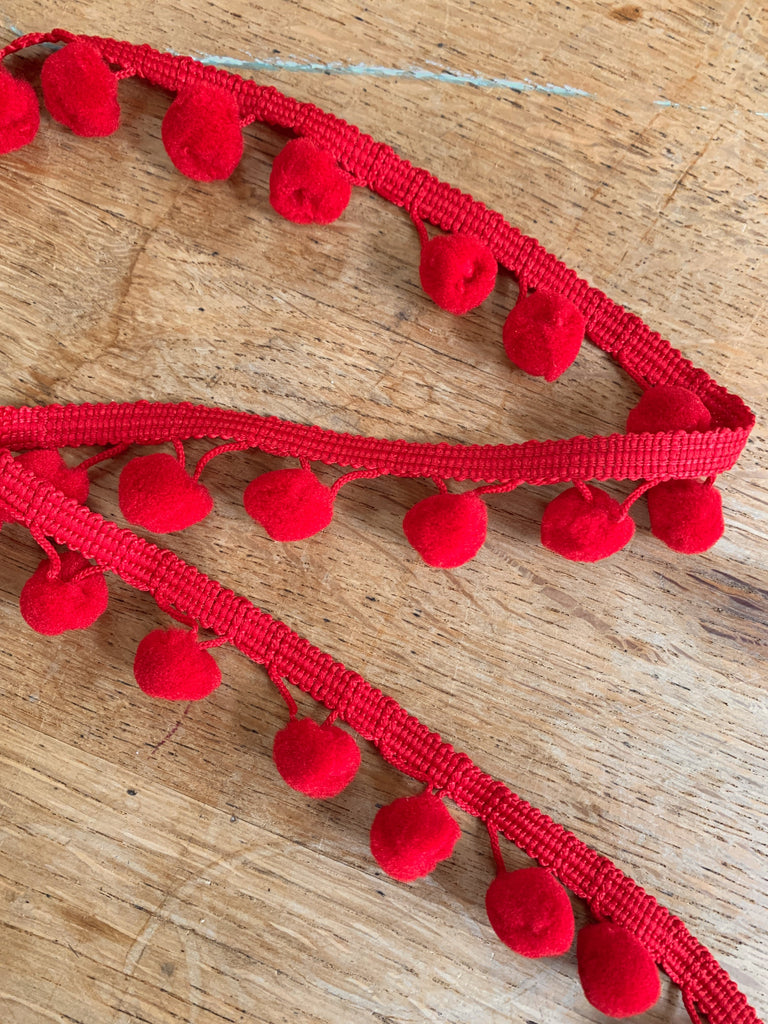 Stephanoise Ribbon and Trims Pom Pom Trim - 25mm - Red - by the HALF metre