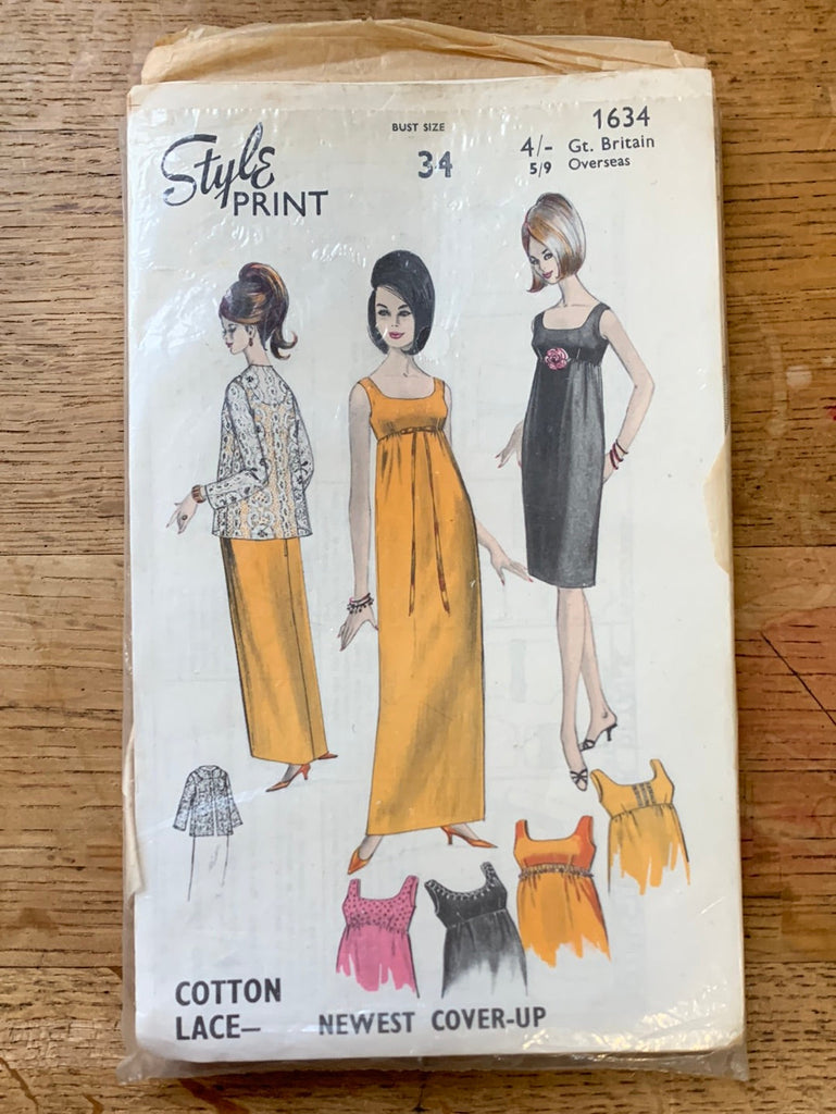 Style Vintage Dress Patterns Style Print - 1634 Empire Line Dress  - Vintage Sewing Pattern (Bust 34)