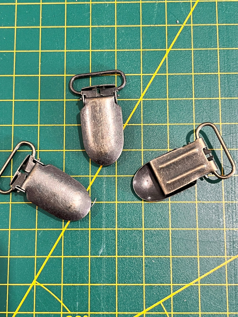 Suspender/ Brace Clip - 18mm - Antique Brass - The Eternal Maker - UK Fabric Shop