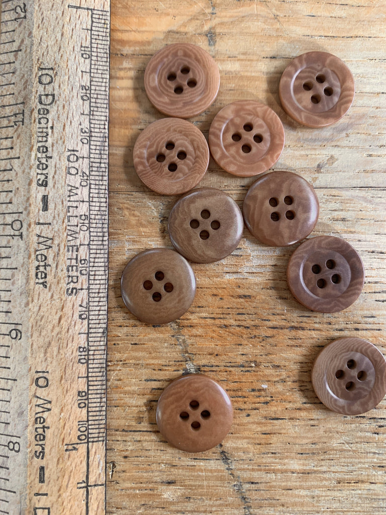 The Button Company Buttons 4 Hole Ringed Edge Corozo Nut Button - 18mm - Caramel