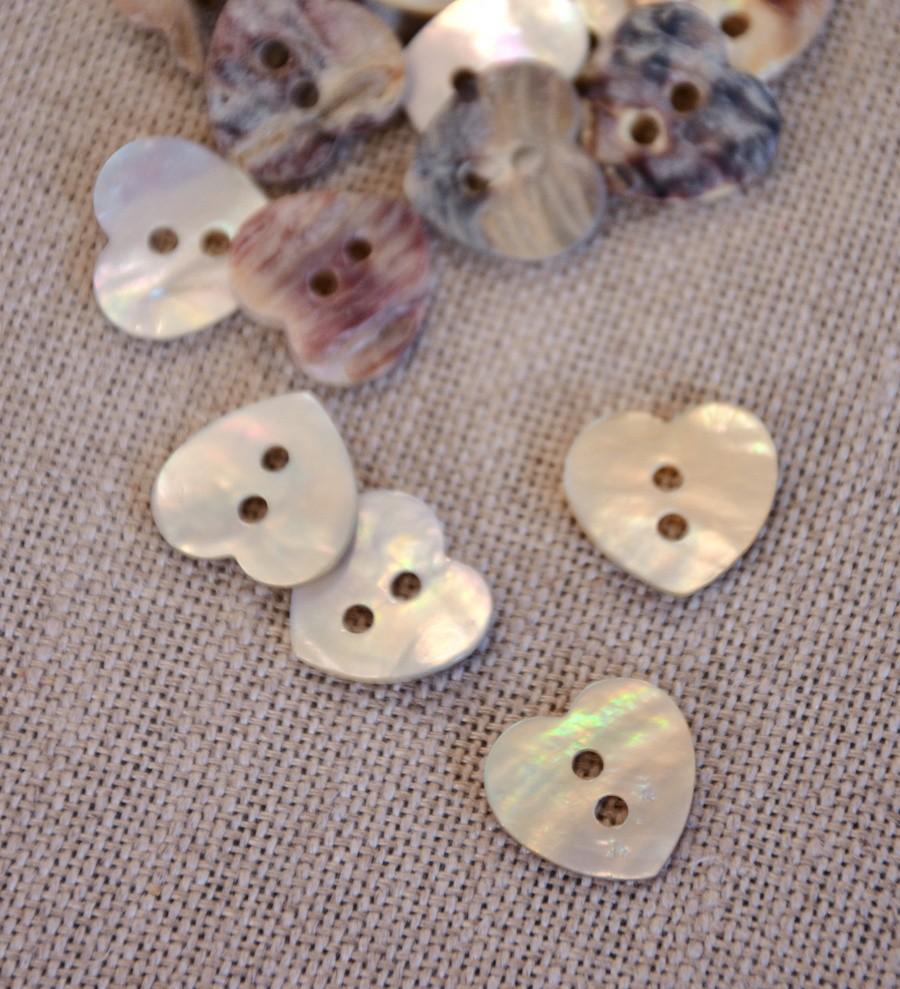 The Button Company Buttons Agoya Shell Heart Button - 15mm