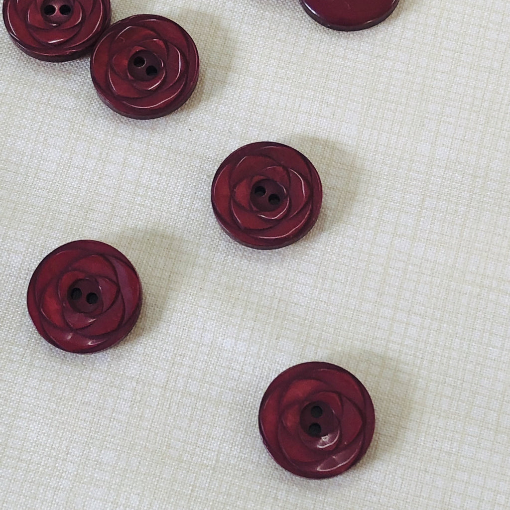 The Button Company Buttons Art Deco Pearly Button - 18mm - Burgundy