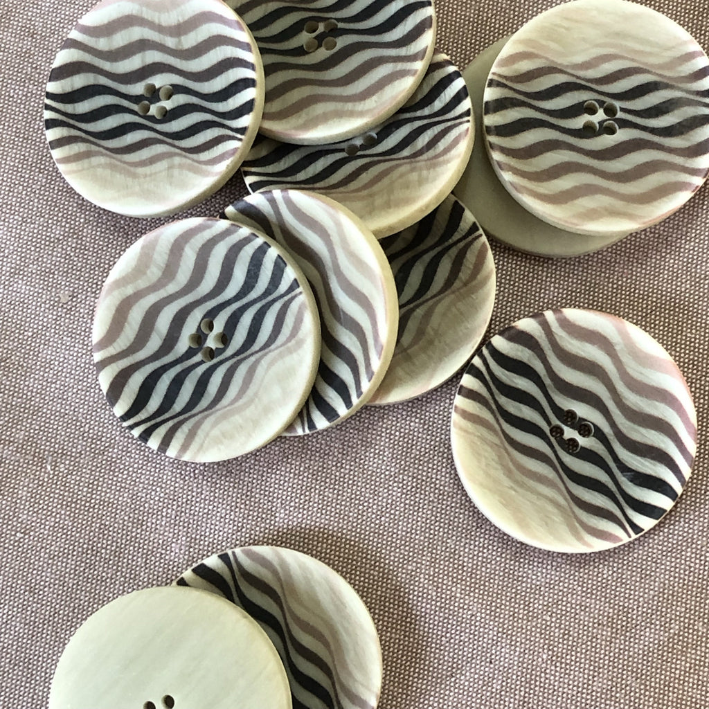 The Button Company Buttons Brown Waves Button - 34mm