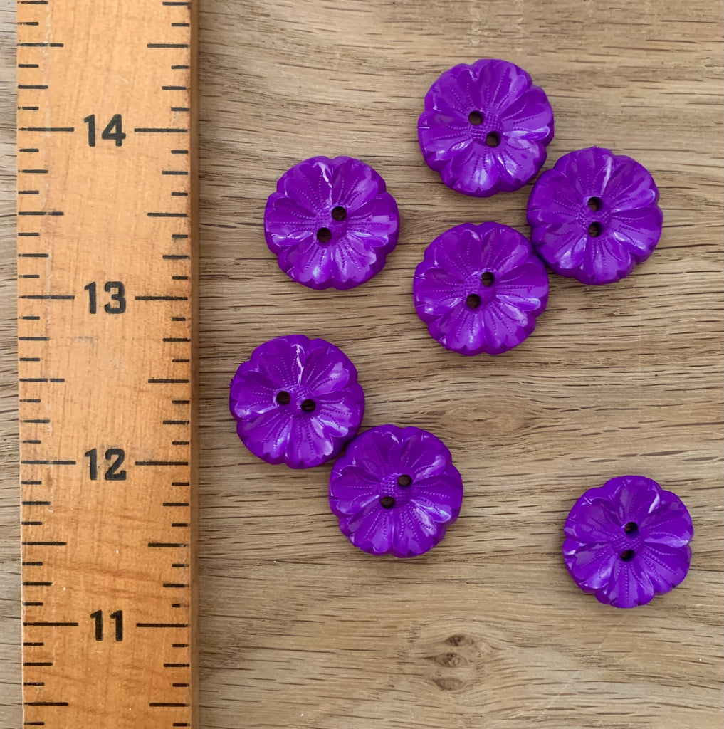 The Button Company Buttons Detail Flower Button - Purple - 22mm
