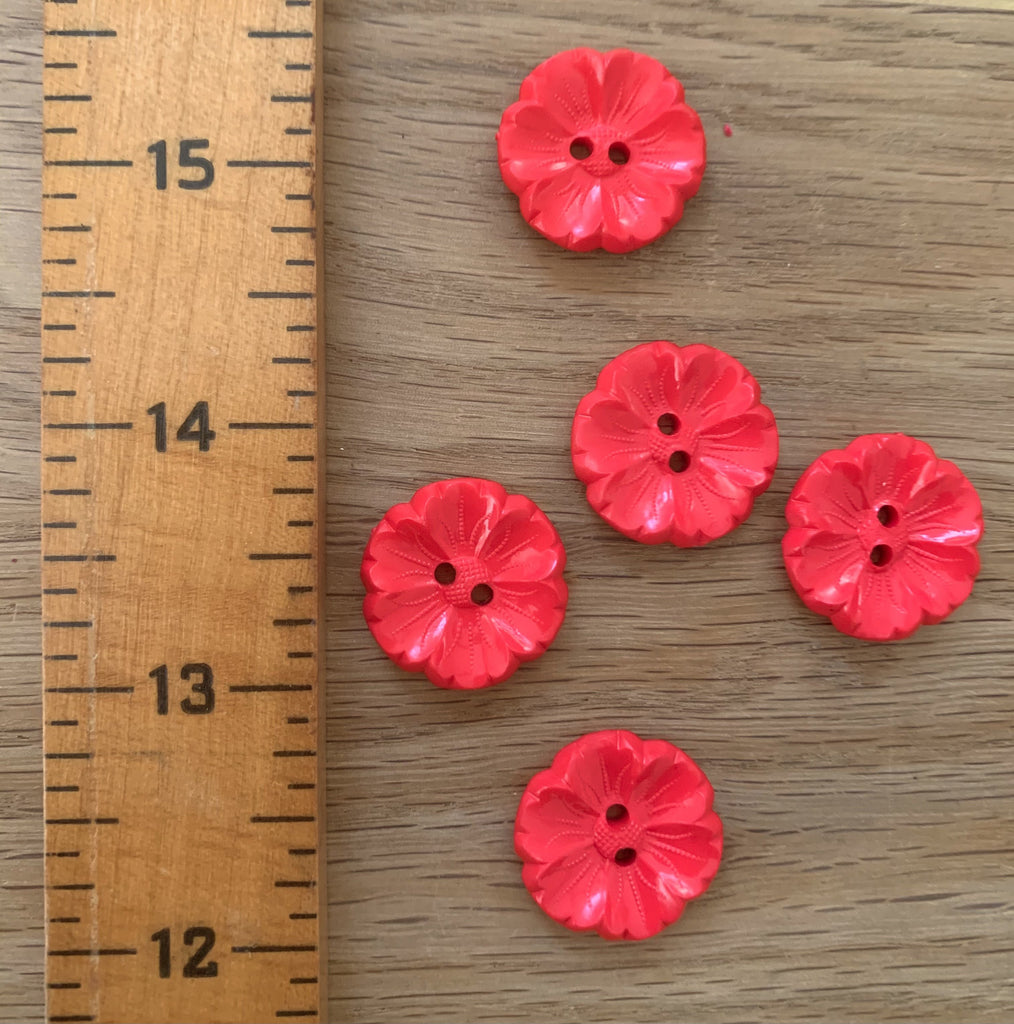 The Button Company Buttons Detail Flower Button - Red - 22mm