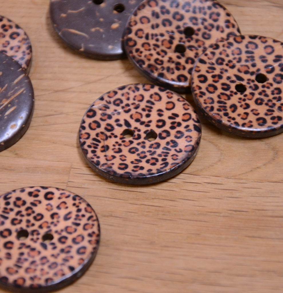 The Button Company Buttons Leopard Print - Printed Coconut Button