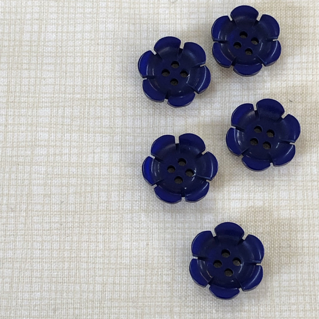 The Button Company Buttons Petal Flower Button - Blue - 16mm