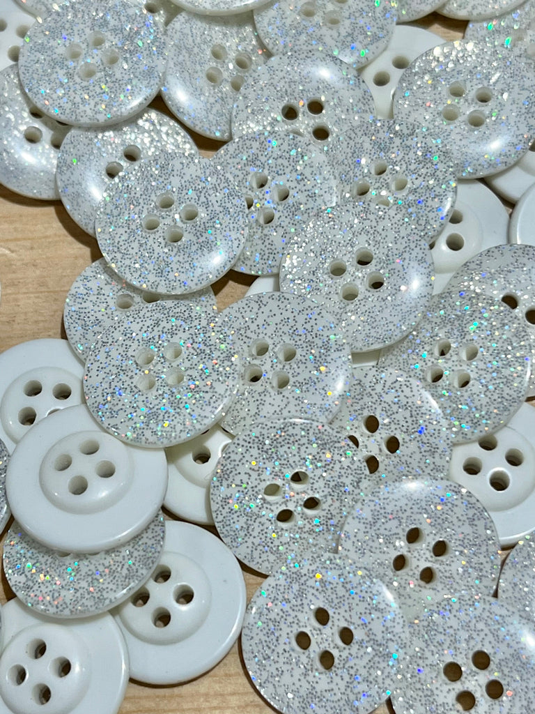 The Button Company Buttons Silver Glitter 4 Hole - 15mm Button