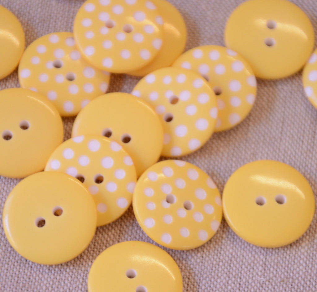 The Button Company Buttons Spotty Button - Yellow - 18mm