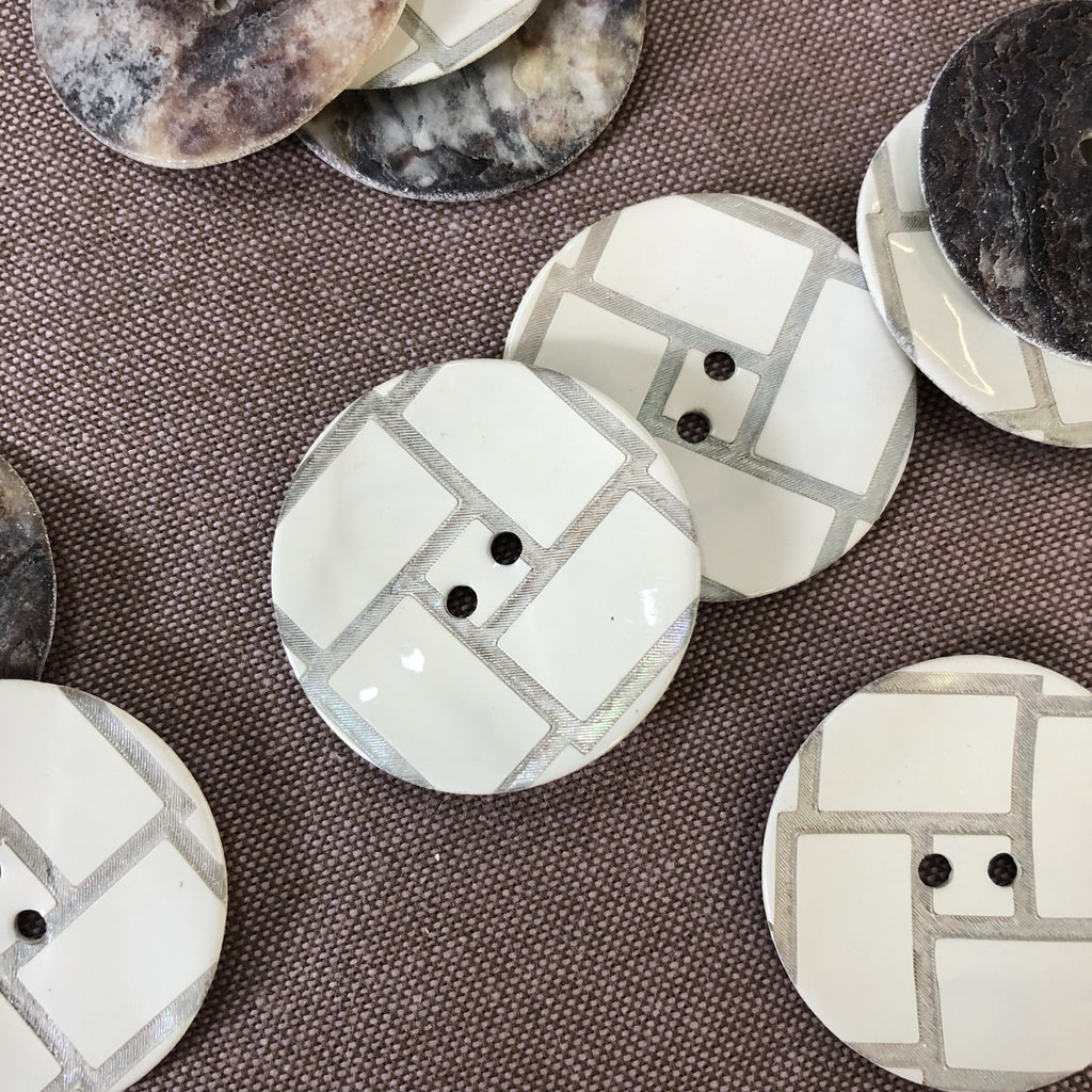 The Button Company Buttons White Bricks - Lasered Shell Button - 28mm