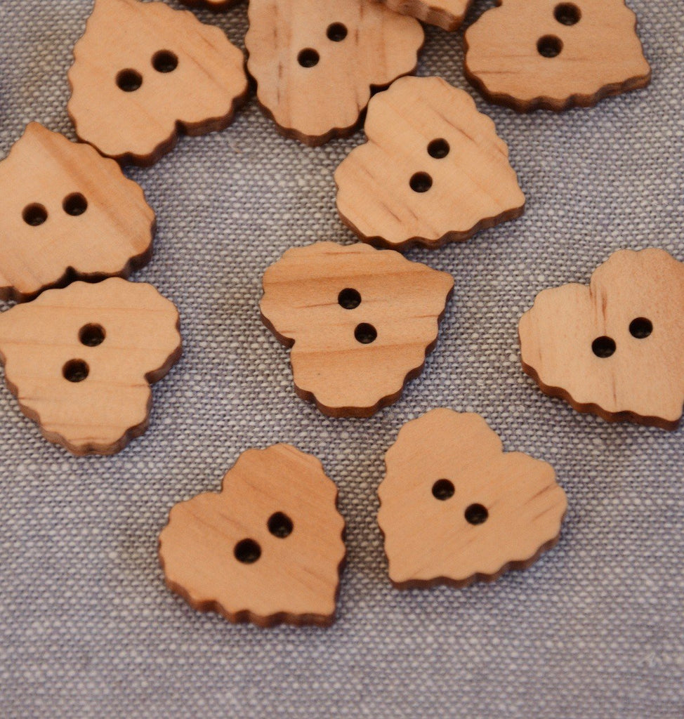 The Button Company Buttons Wooden Crinkle Cut Heart Button - 20mm