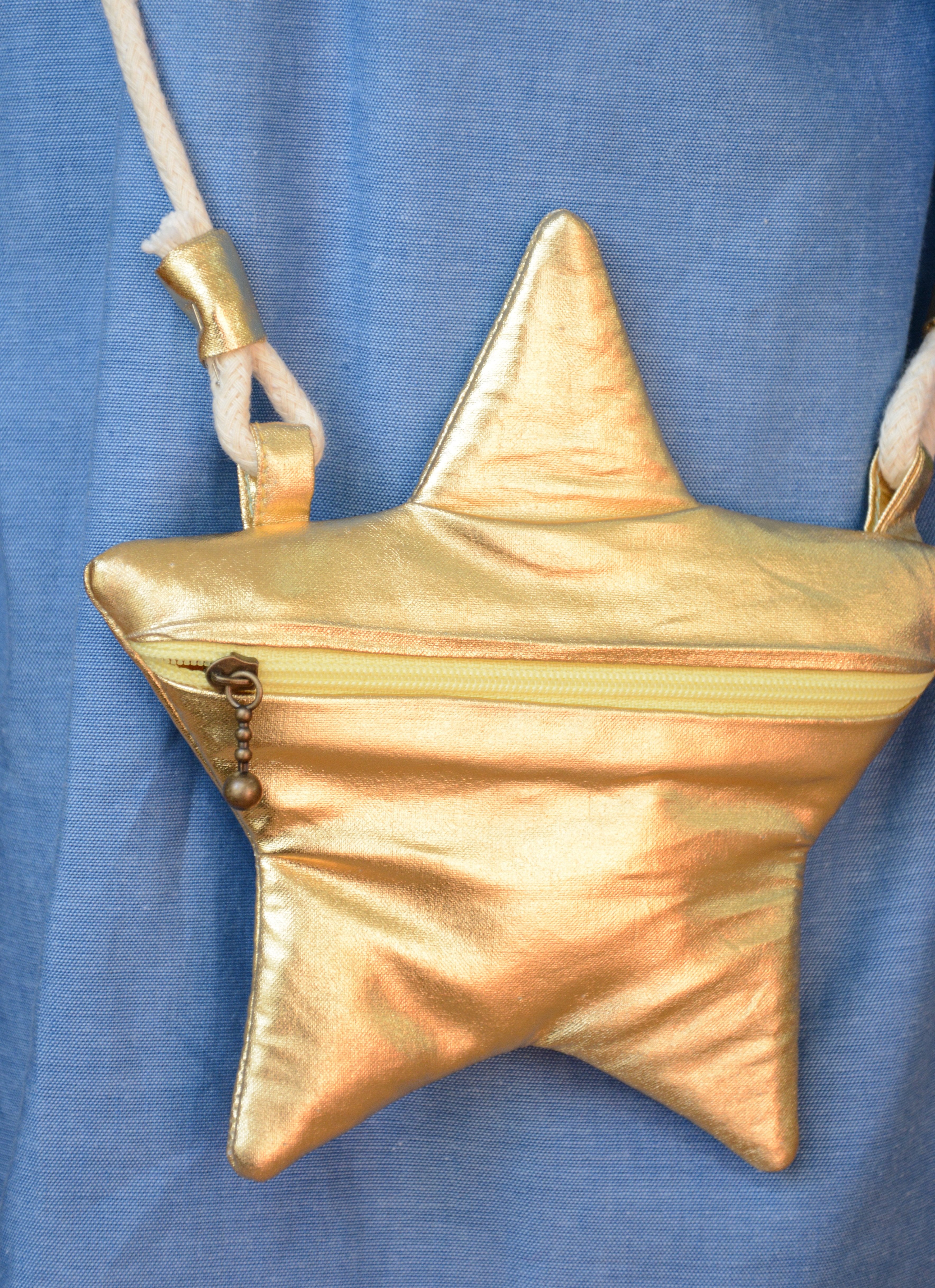 Star Crochet Shoulder Bag in Beige - Golden Goose | Mytheresa