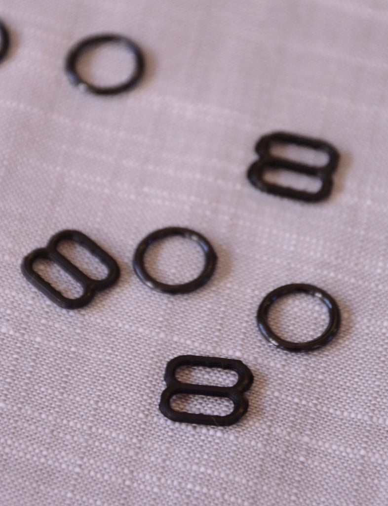 The Eternal Maker Buttons Bra Findings - Rings and Sliders - Black - 8mm