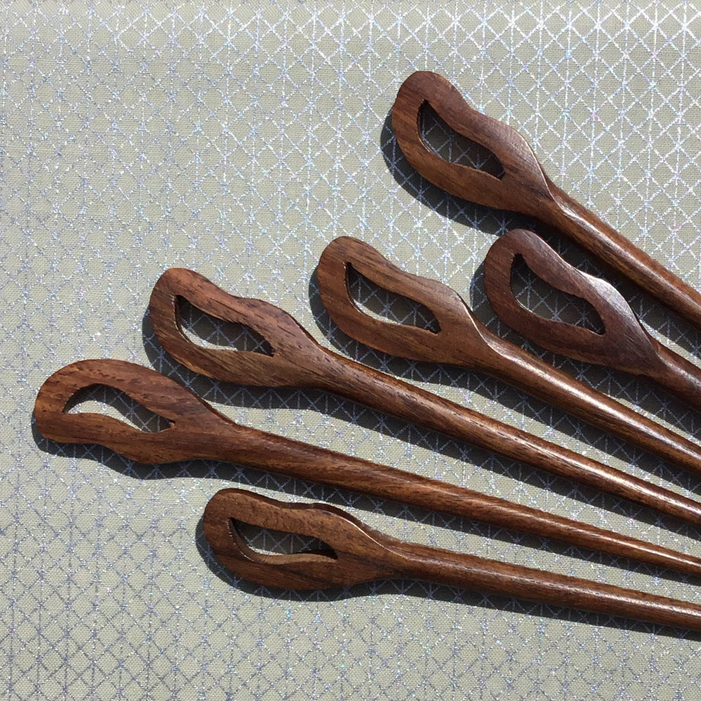 The Eternal Maker Metal Hardware Wooden Knitting Pin