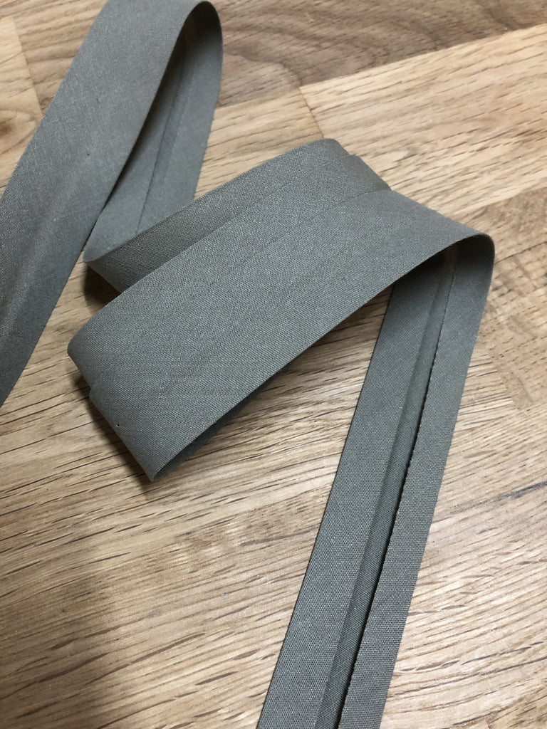 The Eternal Maker Ribbon and Trims Bias Binding Solid Khaki - 25mm