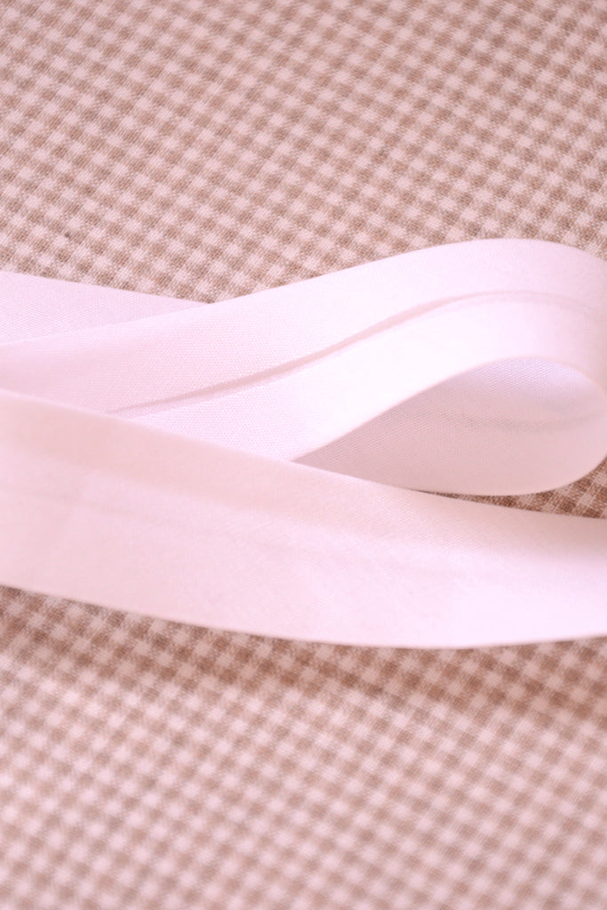 The Eternal Maker Ribbon and Trims Bias Binding Solid White - 25mm