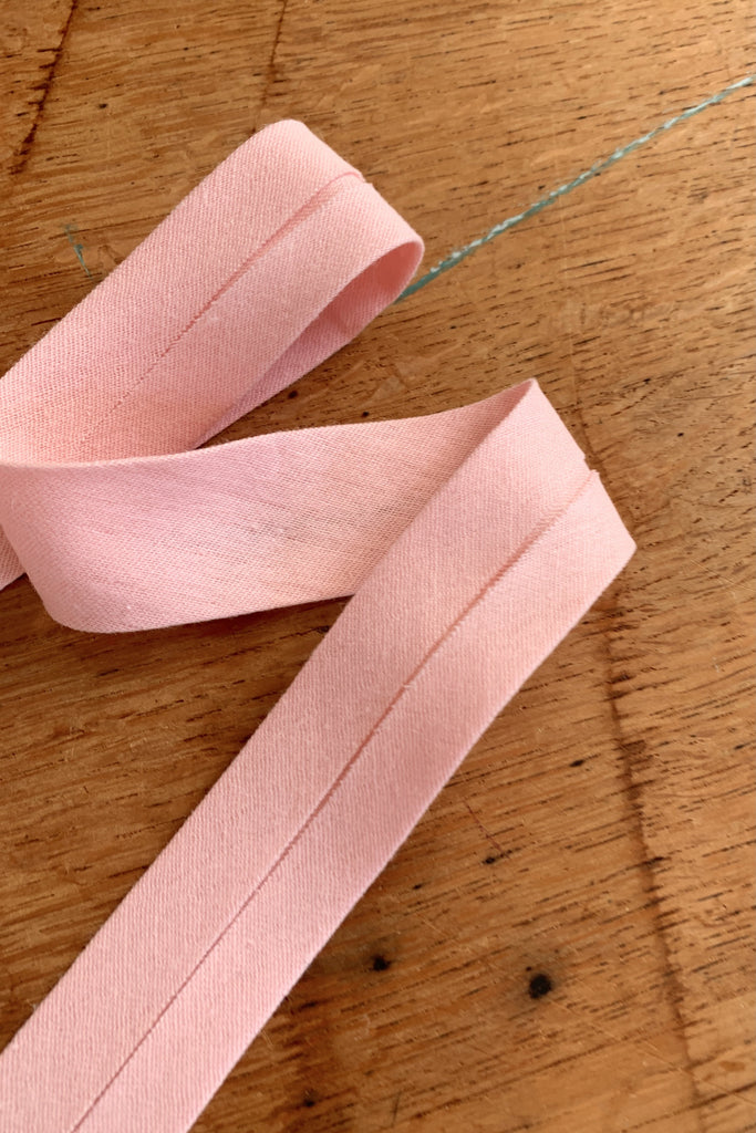 The Eternal Maker Ribbon and Trims Double Gauze Bias Binding - 27mm - Blush
