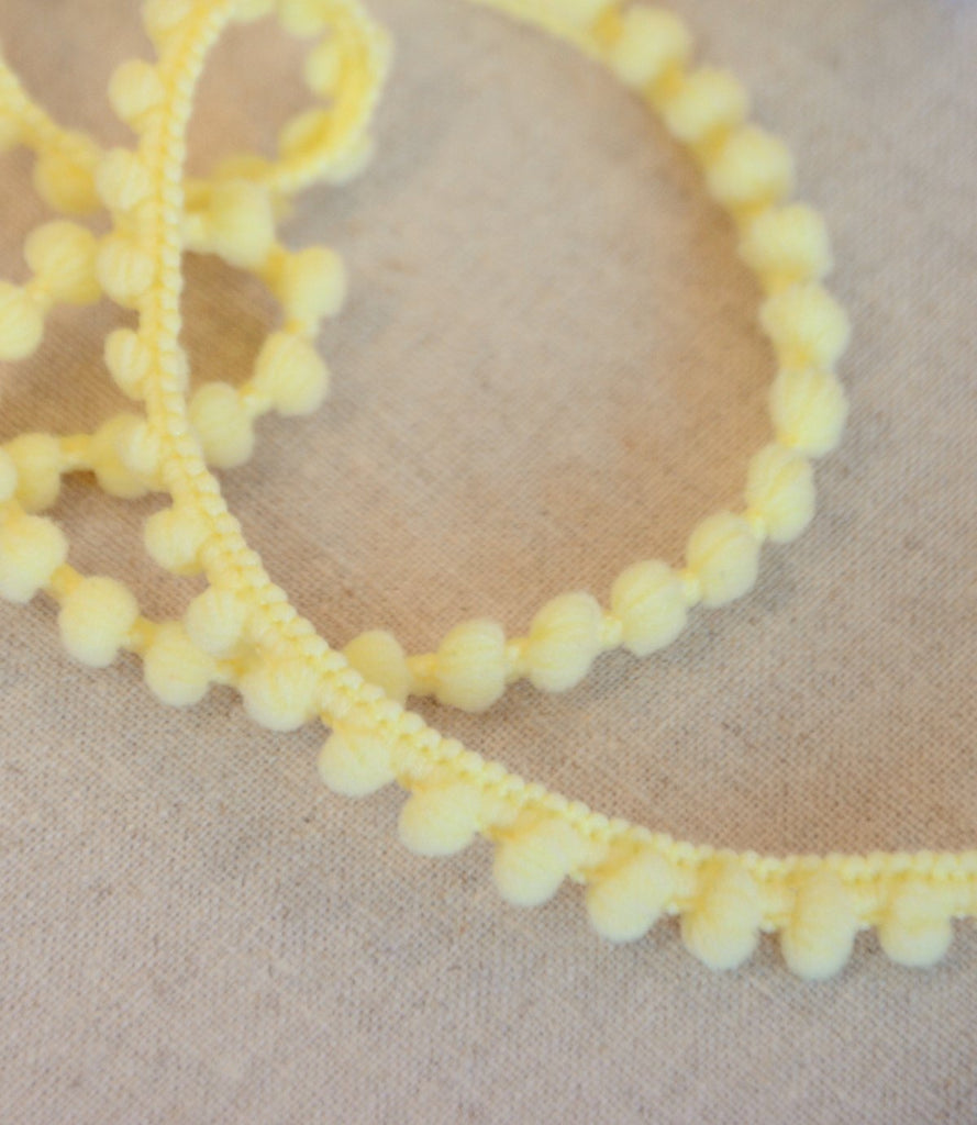 The Eternal Maker Ribbon and Trims Pom Pom Trim - 10mm - Pale Yellow