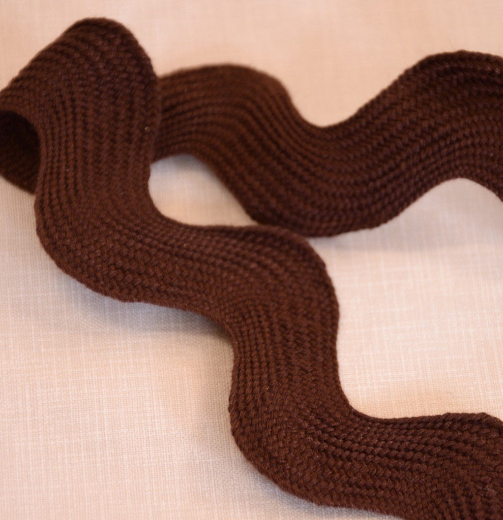 The Eternal Maker Ribbon and Trims Ric Rac - 23mm - Brown