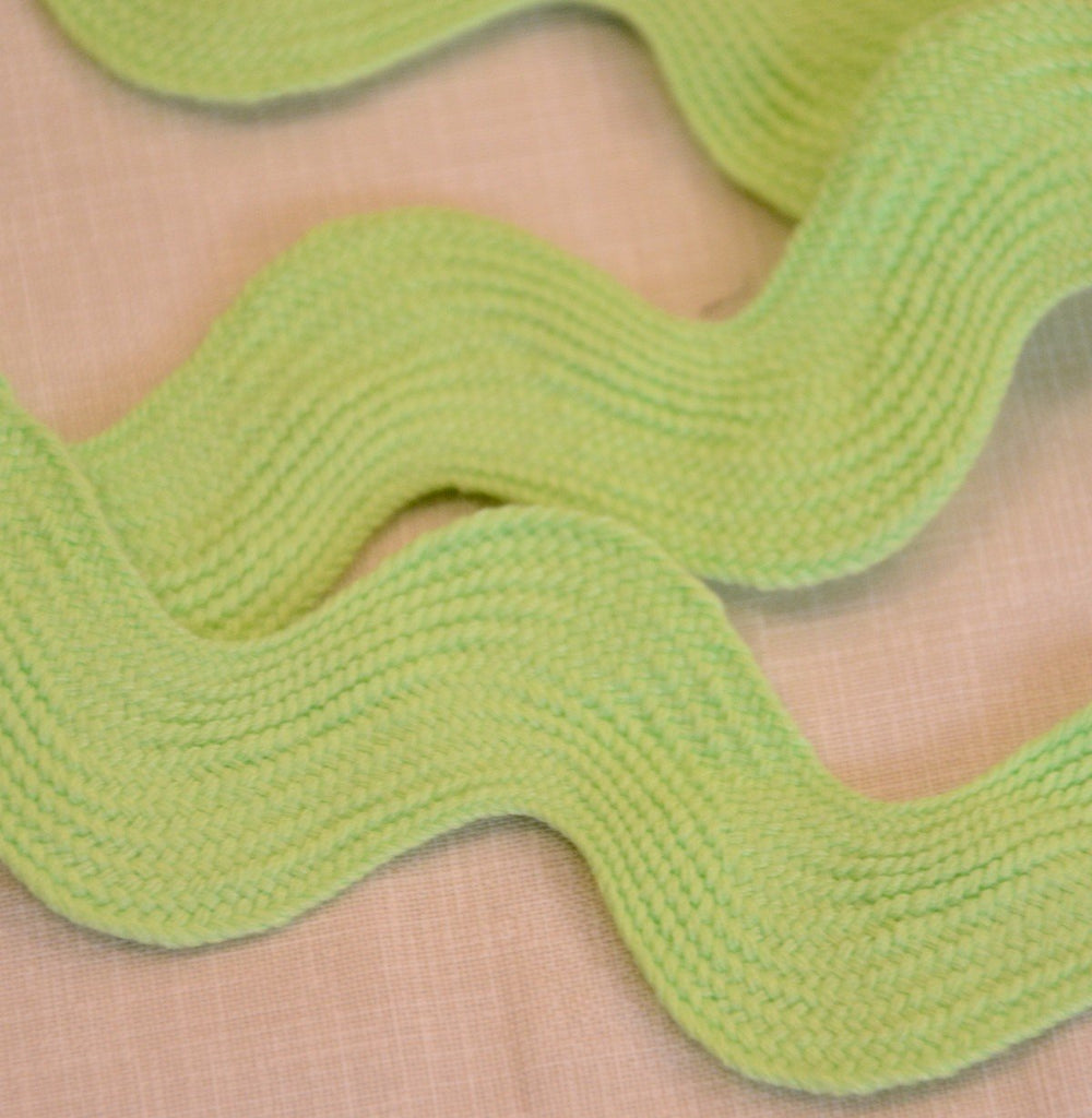 The Eternal Maker Ribbon and Trims Ric Rac - 23mm - Nile