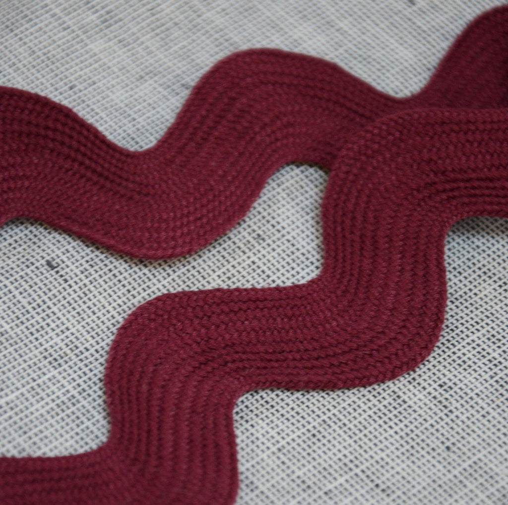 The Eternal Maker Ribbon and Trims Ric Rac - 23mm - Wine