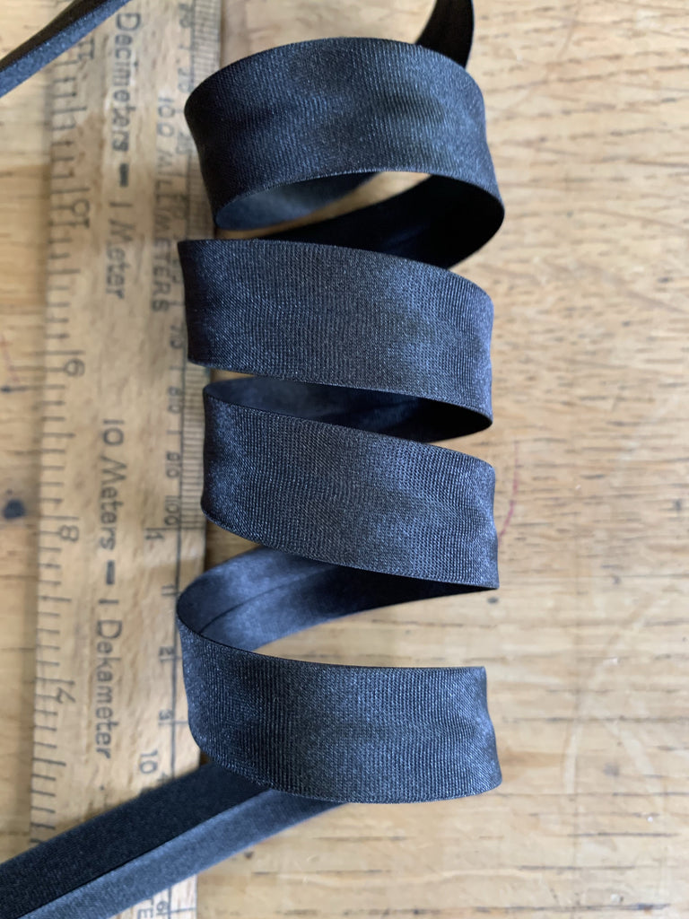The Eternal Maker Ribbon and Trims Satin Bias Binding - 15mm - Black