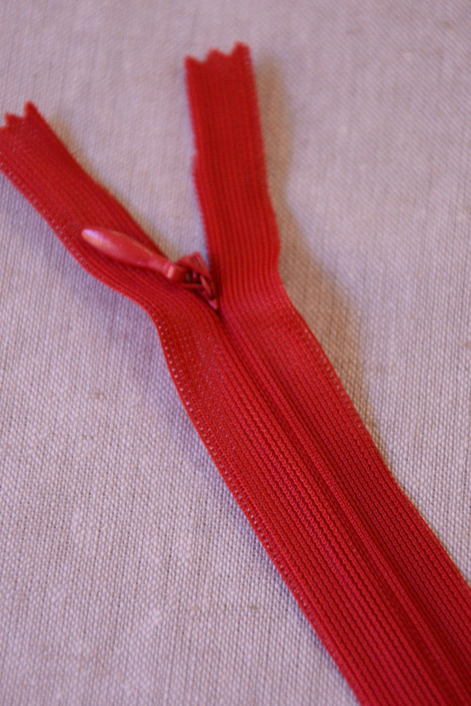 The Eternal Maker Zippers Invisible Zip - 22cm/ 8” - Red