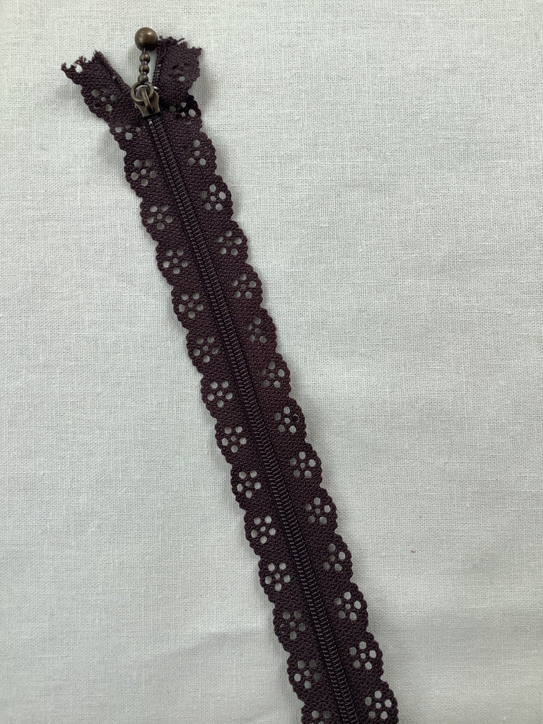 The Eternal Maker Zippers Lace Edge Zip - Chocolate - 20cm