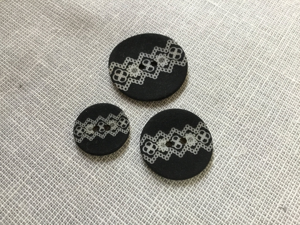 Unbranded Buttons Black and White Lace - Rubberised Shell Button