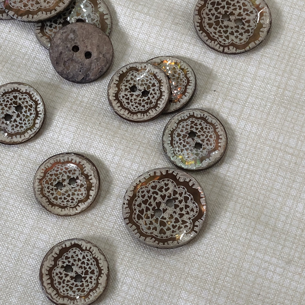 Unbranded Buttons Brown Heart Cluster Lasered Shell Button