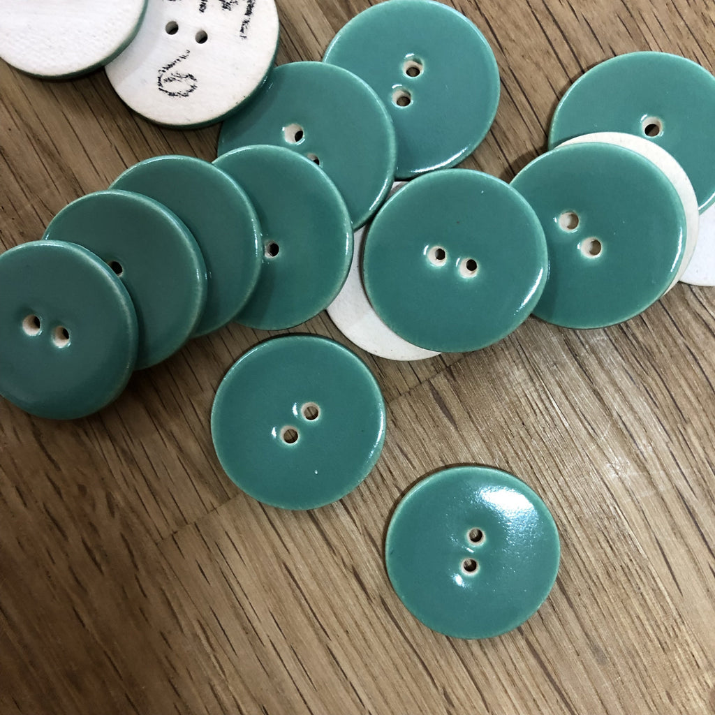 Unbranded Buttons Ceramic Button - 25mm - Solid Mint