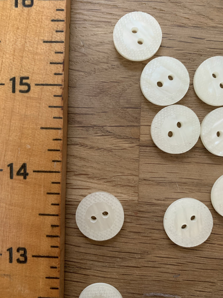 Unbranded Buttons Flat Etched Rim Pearly Button - 15mm