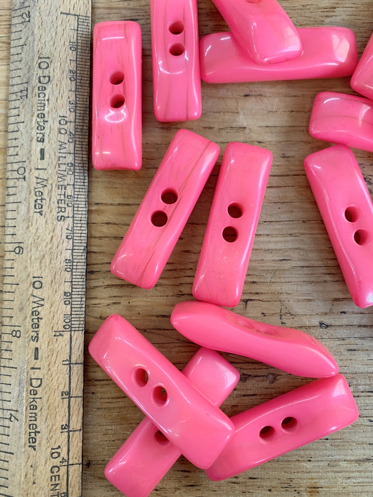 Unbranded Buttons Hot Pink Toggle Button - 48mm