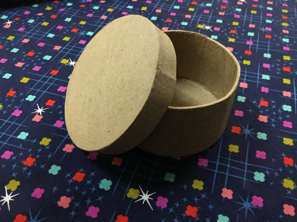 Unbranded Haberdashery Circular Shaped Box - 7cm diameter