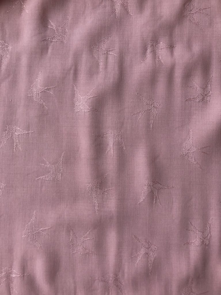 Unbranded Remnant Remnant - 50cm x 140m - Swallow Dobby Viscose - Rose