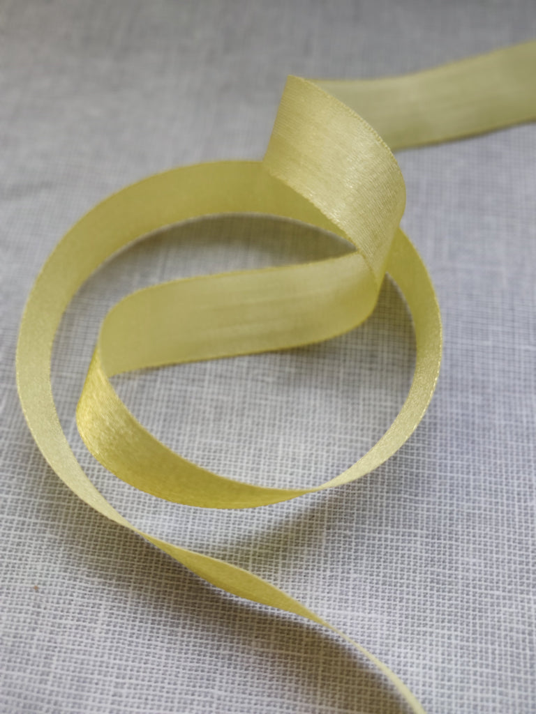 Unbranded Ribbon and Trims Lemon Sari Ribbon - 15mm