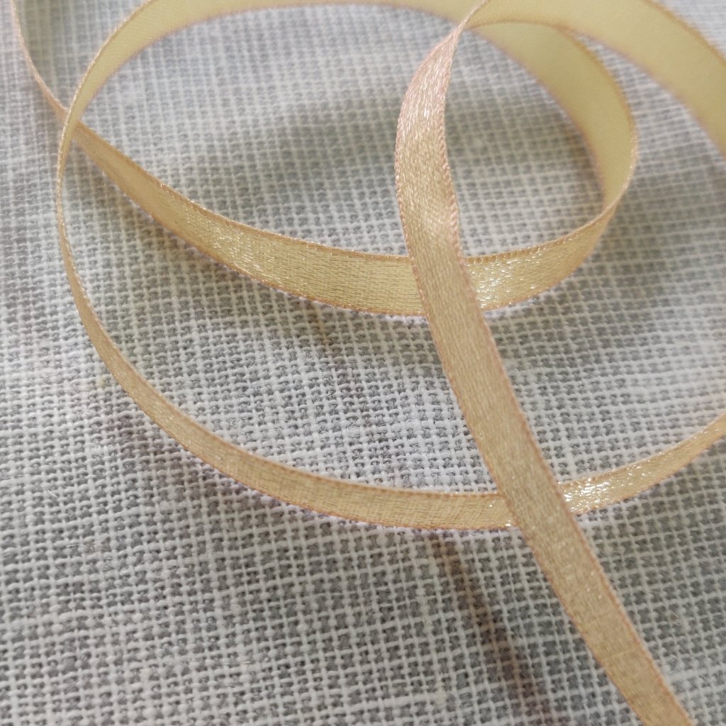 Unbranded Ribbon and Trims Peachy Cream Sari Ribbon - 6mm - by the metre