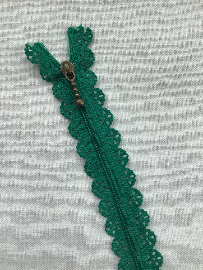 Unbranded Zippers Lace Edge Zip - Dark Green - 20cm
