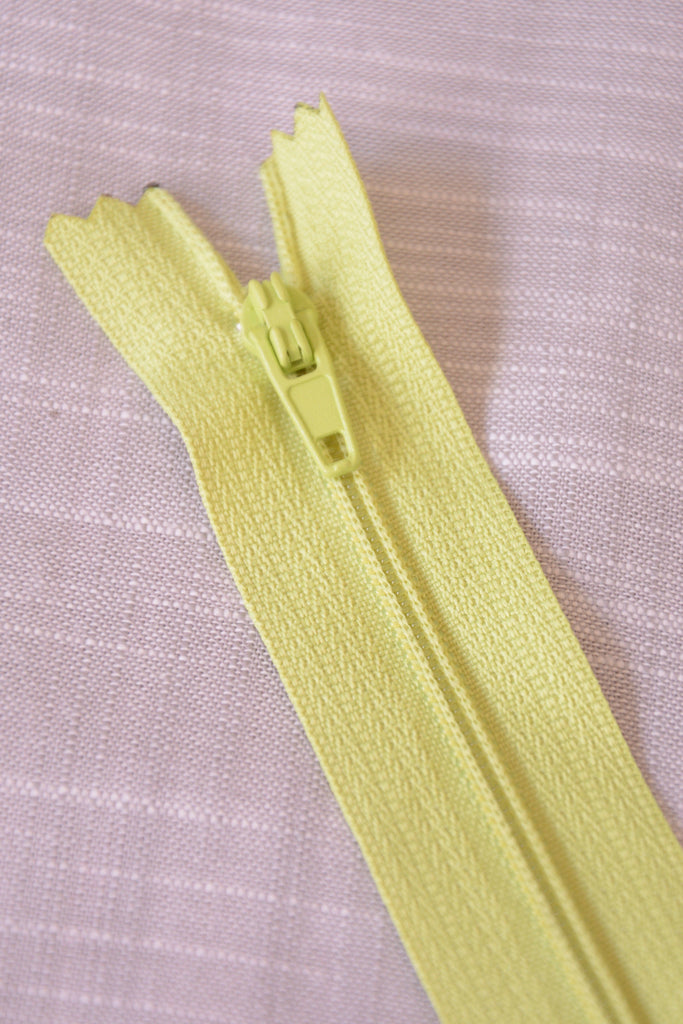 Unbranded Zippers Standard Zip - 20cm/ 8" - Lime 874