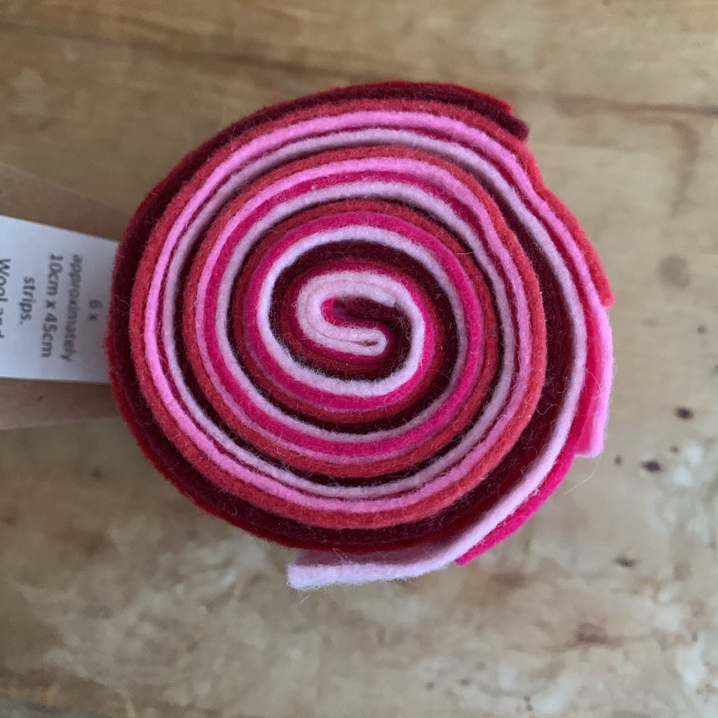 Woolfelt Roll - All the Pinks - The Eternal Maker - UK Fabric Shop