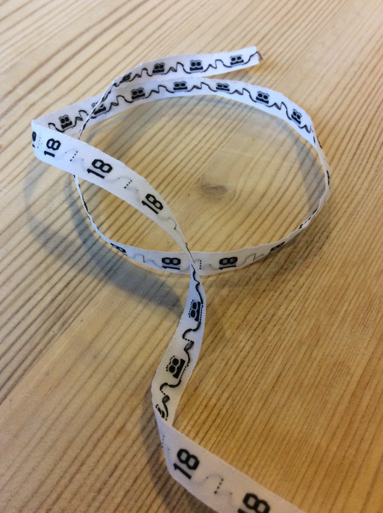 Woven size labels - The Eternal Maker - UK Fabric Shop
